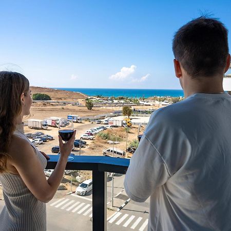 Hi-Yam Seaview Apartments & Suites - יש ממ"ד Bat Yam Exterior foto