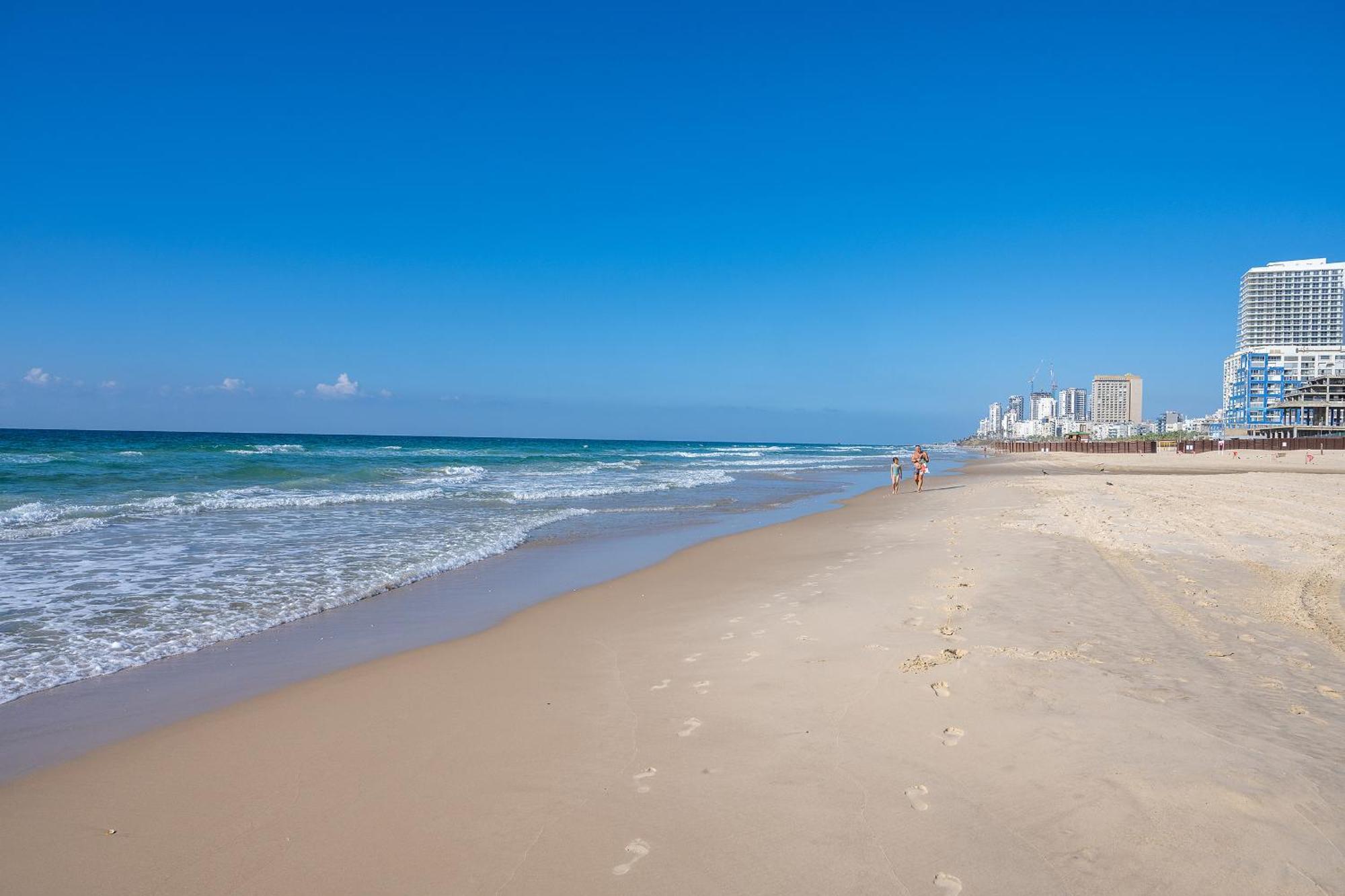 Hi-Yam Seaview Apartments & Suites - יש ממ"ד Bat Yam Exterior foto