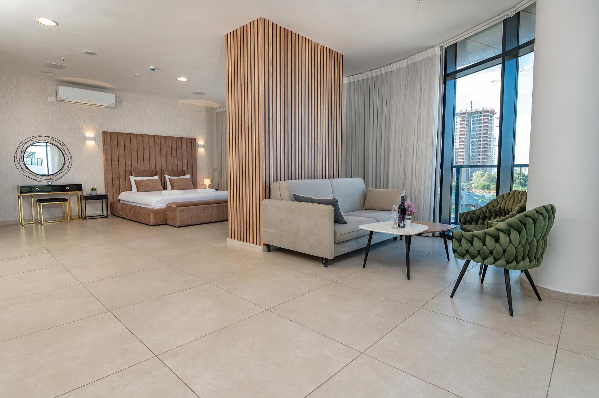 Hi-Yam Seaview Apartments & Suites - יש ממ"ד Bat Yam Exterior foto
