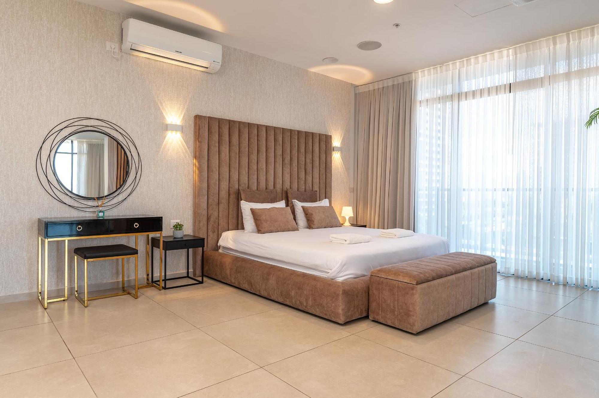 Hi-Yam Seaview Apartments & Suites - יש ממ"ד Bat Yam Exterior foto